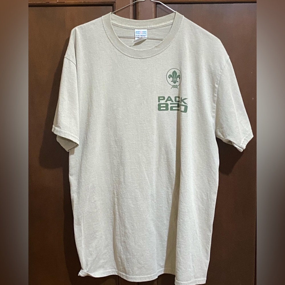 preowned Jerzees mens large t shirt